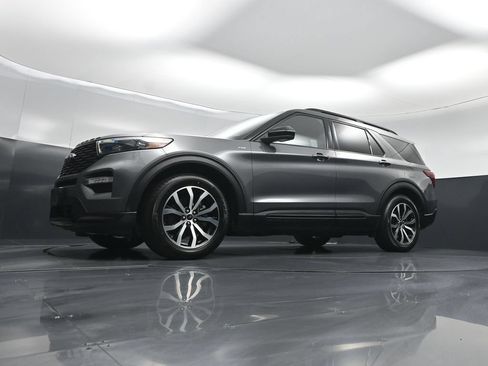 Used 2023 Ford Explorer ST-Line w/ Class IV Trailer Tow Package RWD image 40