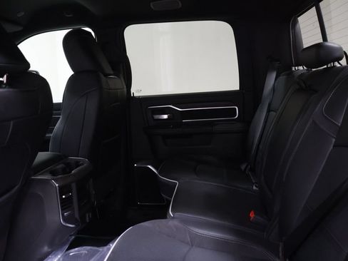 New 2026 RAM 2500 Laramie AWD/4WD image 10