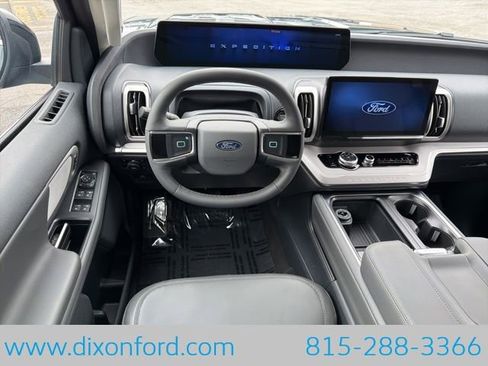 New 2026 Ford Expedition Active image 22