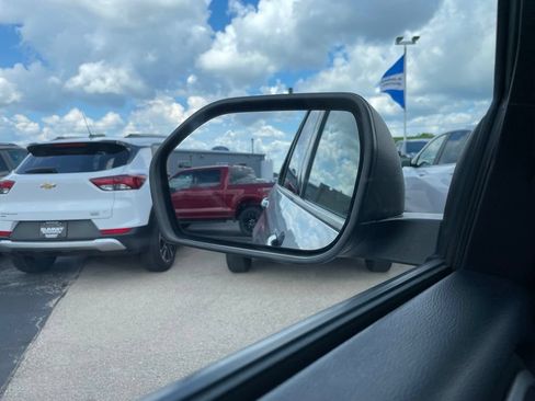 Used 2020 Ford Explorer XLT w/ Comfort Package AWD/4WD image 32