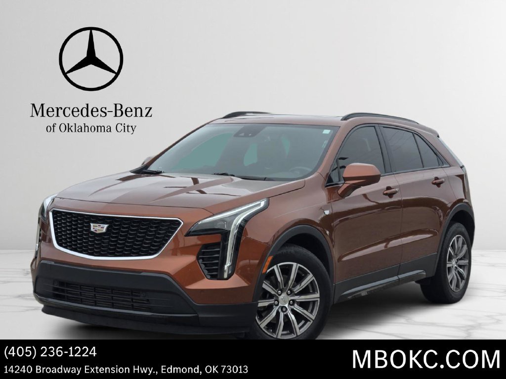 Used 2019 Cadillac XT4 Sport w/ Cold Weather Package FWD image 1