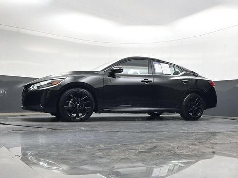 Used 2025 Nissan Sentra SR w/ Midnight Edition FWD image 42