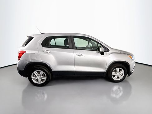 Used 2019 Chevrolet Trax LS FWD image 11