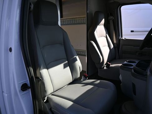 New 2025 Ford E-450 and Econoline 450 Super Duty w/ Power Equipment Group image 32