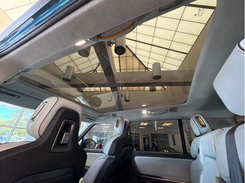 Used 2023 Rivian R1S Launch Edition AWD/4WD image 35