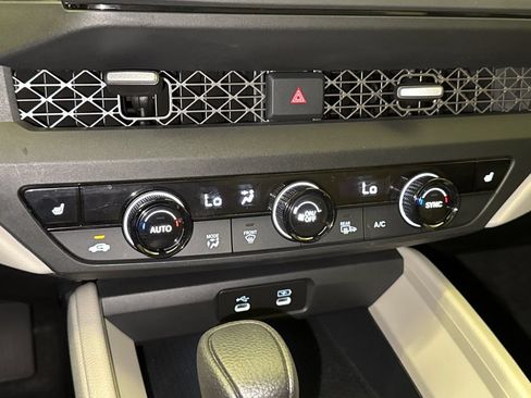 Used 2024 Honda Accord EX image 23