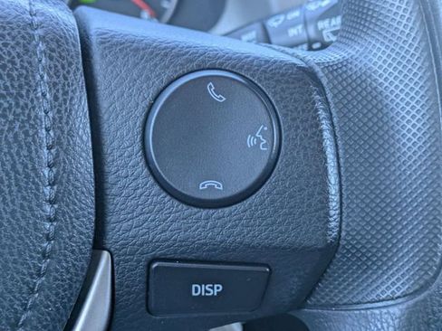 Used 2016 Toyota RAV4 LE FWD image 23