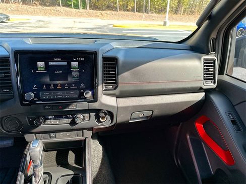 Used 2024 Nissan Frontier Pro-X w/ Technology Package image 20