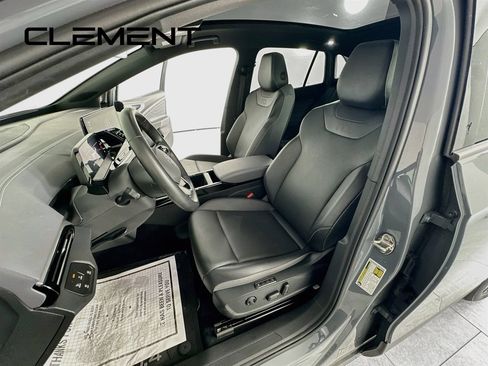 Used 2024 Volkswagen ID.4 S RWD image 30