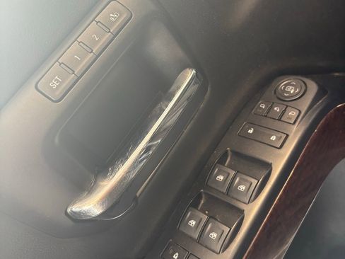 Used 2018 GMC Sierra 1500 SLT w/ SLT Premium Package image 5