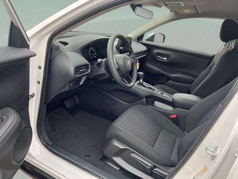 Used 2026 Honda HR-V LX image 10
