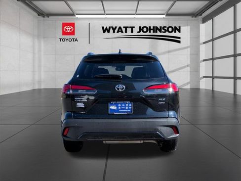 Certified 2026 Toyota Corolla Cross XLE image 4