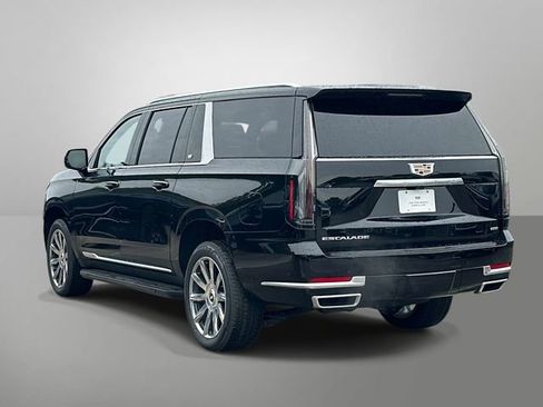 New 2026 Cadillac Escalade ESV 4WD image 16