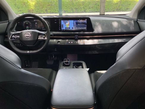 Used 2023 Nissan Ariya FWD image 25