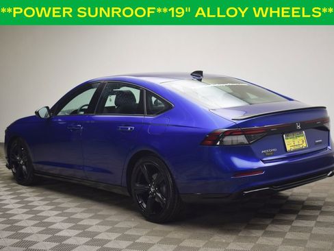 Used 2023 Honda Accord Sport image 4