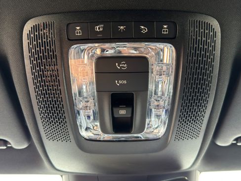 Used 2024 Mercedes-Benz CLA 250 w/ AMG Night Package image 34