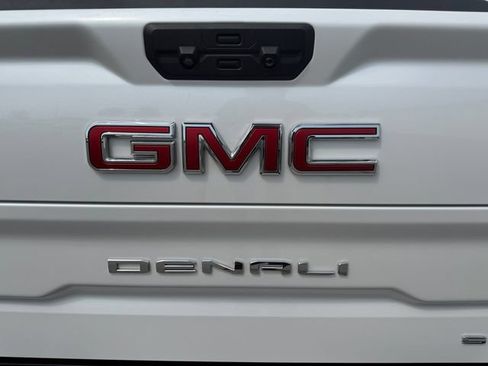 Used 2023 GMC Sierra 1500 Denali AWD/4WD image 35