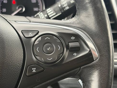 Used 2021 Buick Enclave Essence w/ Sound and Sites Package AWD/4WD image 39