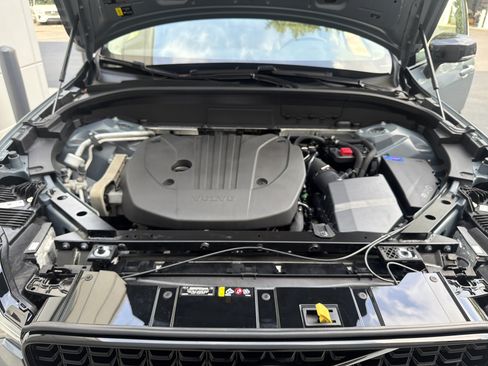 Certified 2024 Volvo XC60 B5 Core AWD/4WD image 22