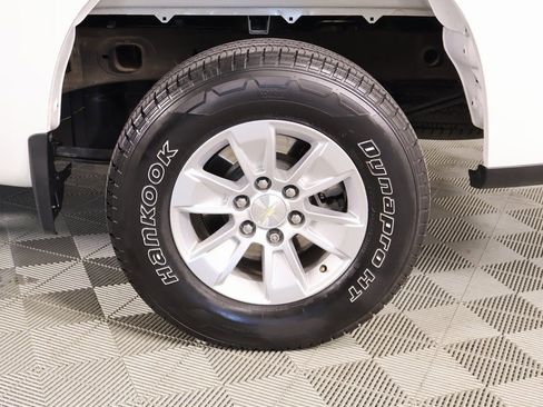 Used 2021 Chevrolet Silverado 1500 LT image 18