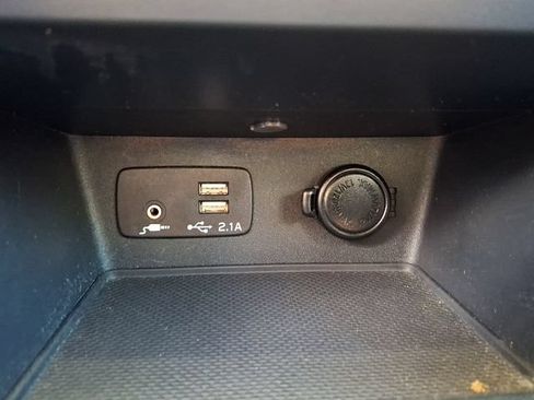 Used 2019 Subaru Forester w/ Alloy Wheel Package AWD/4WD image 34