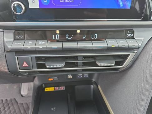 Used 2026 Toyota Camry LE w/ Convenience Package image 23