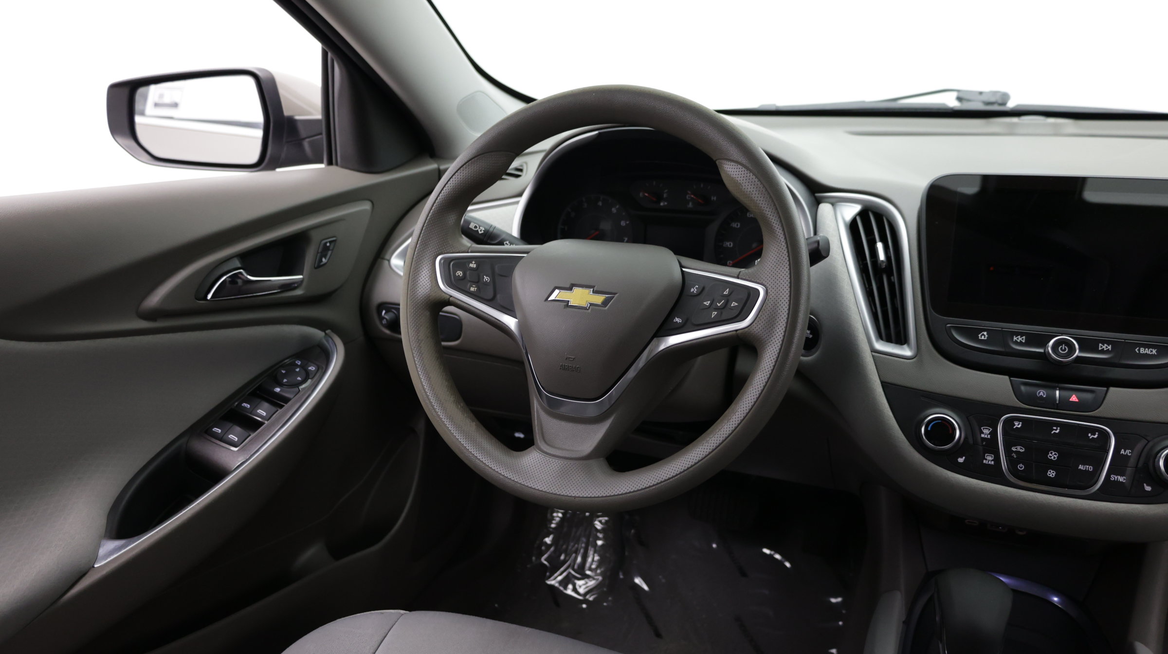 Used 2022 Chevrolet Malibu LT FWD image 29