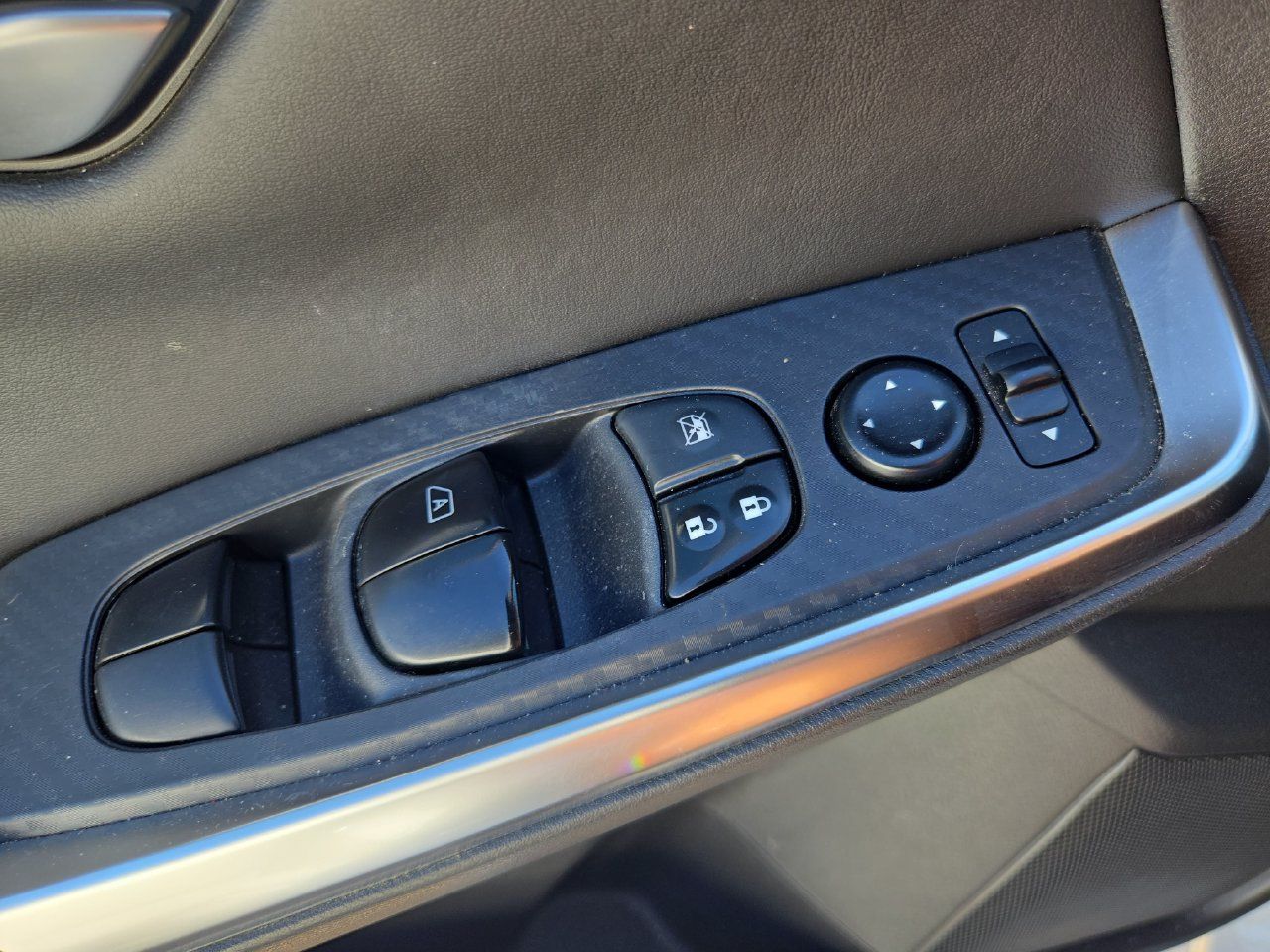 Used 2023 Nissan Sentra SR FWD image 18