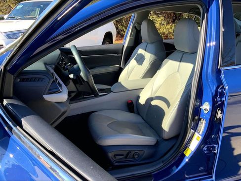 Used 2024 Toyota Camry XSE image 8