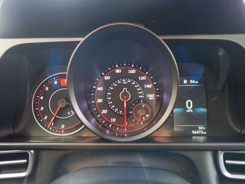 Used 2023 Hyundai Elantra SEL image 19