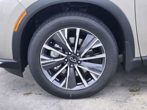 New 2026 INFINITI QX60 Luxe FWD image 7