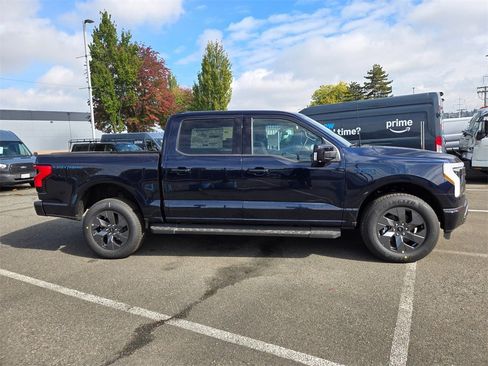 New 2025 Ford F150 Lightning Lariat image 4