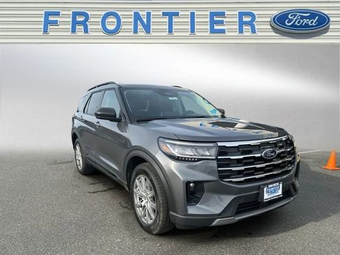 New 2026 Ford Explorer Active w/ Active Comfort Package image 8