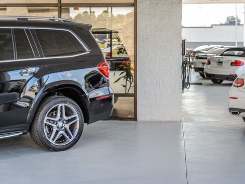 Used 2017 Mercedes-Benz GLS 550 4MATIC image 66