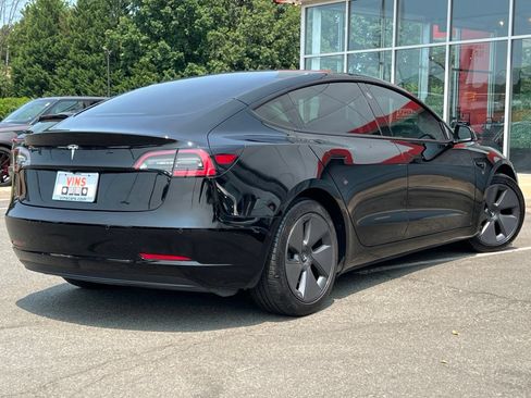 Used 2021 Tesla Model 3 Standard Range Plus RWD image 11