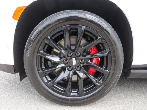 Certified 2024 Cadillac Escalade Sport Platinum w/ LPO, ONYX Package image 13