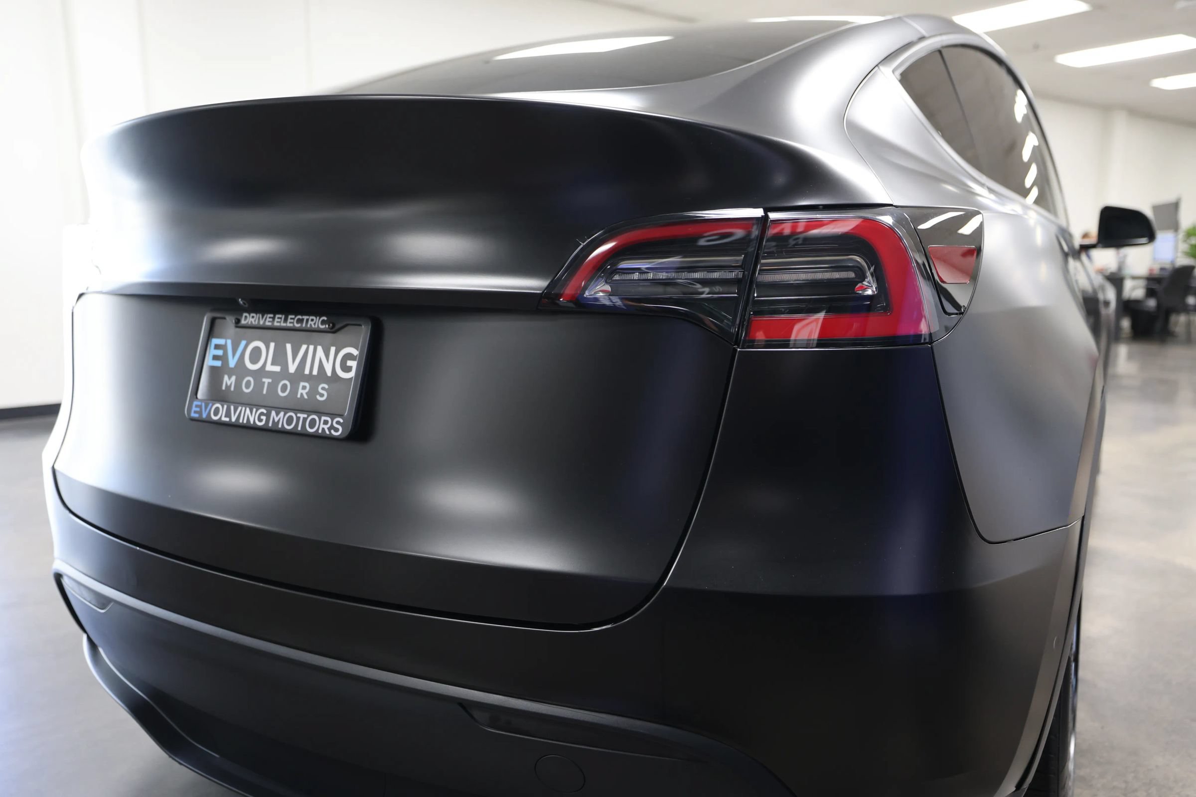 Used 2021 Tesla Model Y Long Range AWD/4WD image 18