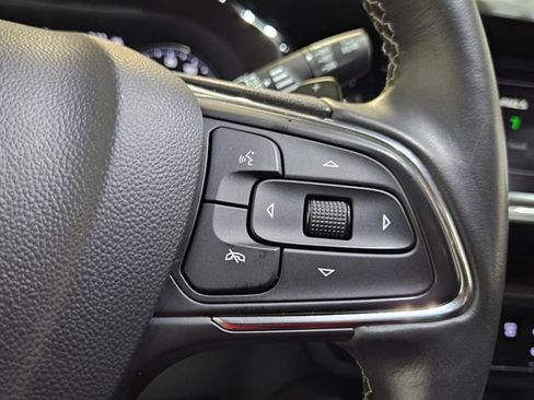 Used 2023 Buick Envision Essence image 24