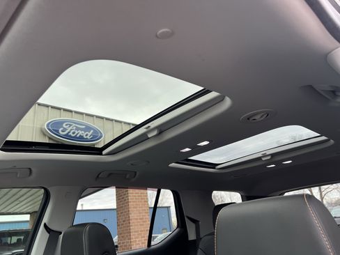 Used 2020 Chevrolet Traverse Premier w/ Redline Edition image 13