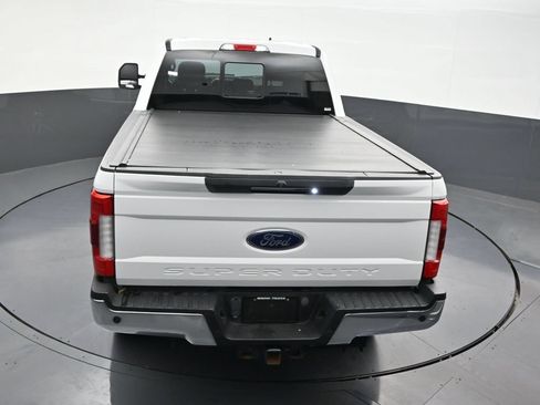 Used 2019 Ford F250 Lariat w/ Lariat Ultimate Package AWD/4WD image 18