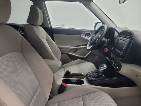 Used 2021 Kia Soul LX image 21