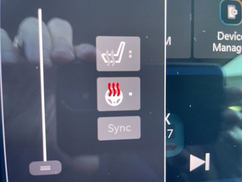 Used 2023 Chrysler Pacifica Touring-L image 19