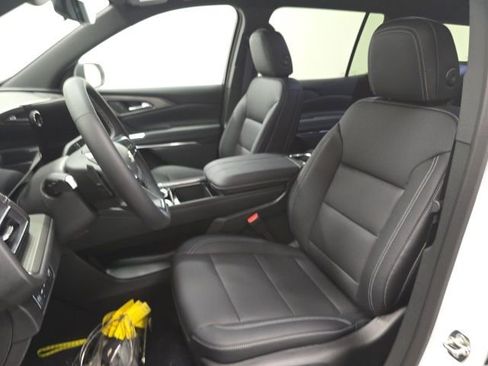 New 2026 Chevrolet Traverse LT image 19
