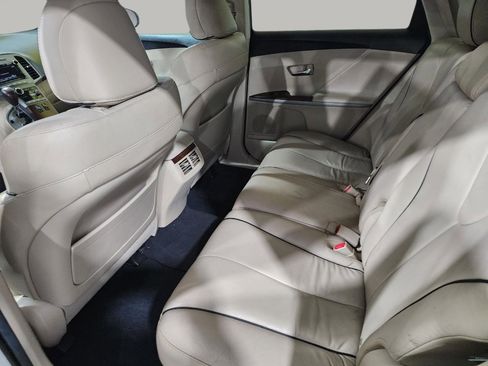 Used 2012 Toyota Venza XLE image 15