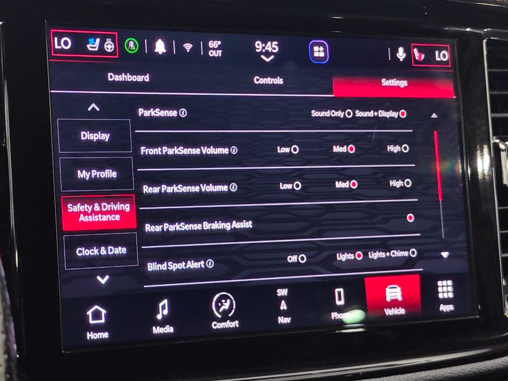 Used 2022 Dodge Durango R/T w/ Blacktop Package AWD/4WD image 51