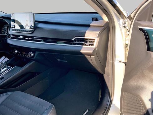 Used 2022 Mitsubishi Outlander SE FWD image 17