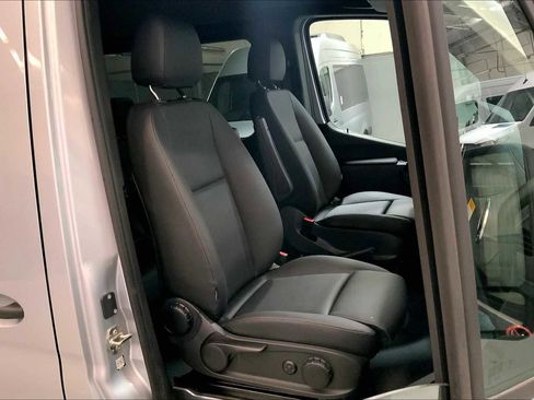 New 2025 Mercedes-Benz Sprinter 2500 image 7
