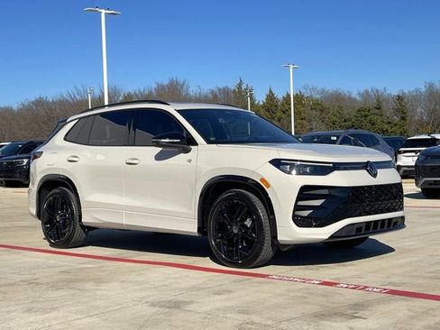 New 2026 Volkswagen Tiguan SE R-Line image 6