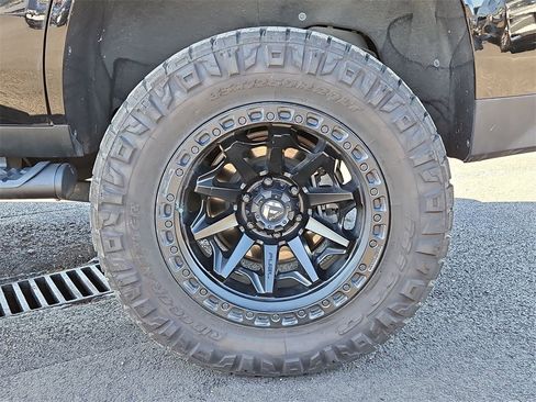 Used 2023 Chevrolet Tahoe RST image 26