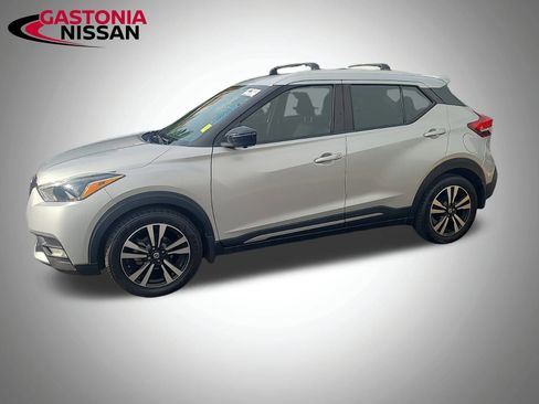 Used 2019 Nissan Kicks SR w/ Interior Electronics Package image 3
